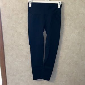 Black ribbed leggings